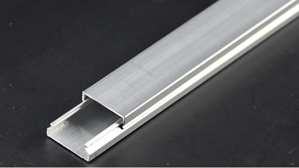 鋁合金線槽安裝技術(shù)特點